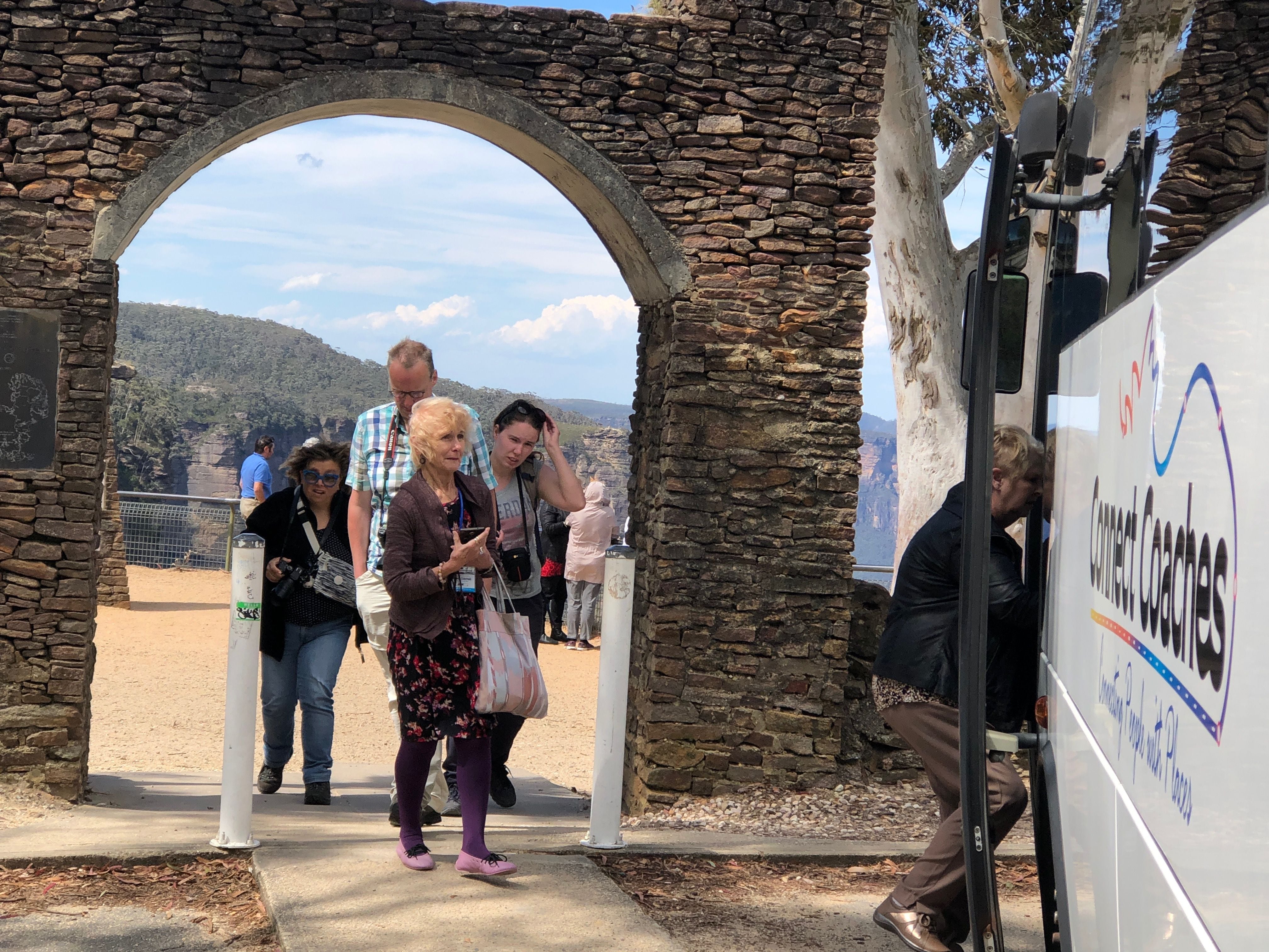 Hydro Majestic Public Day Tour Image -5da9268fdaa44